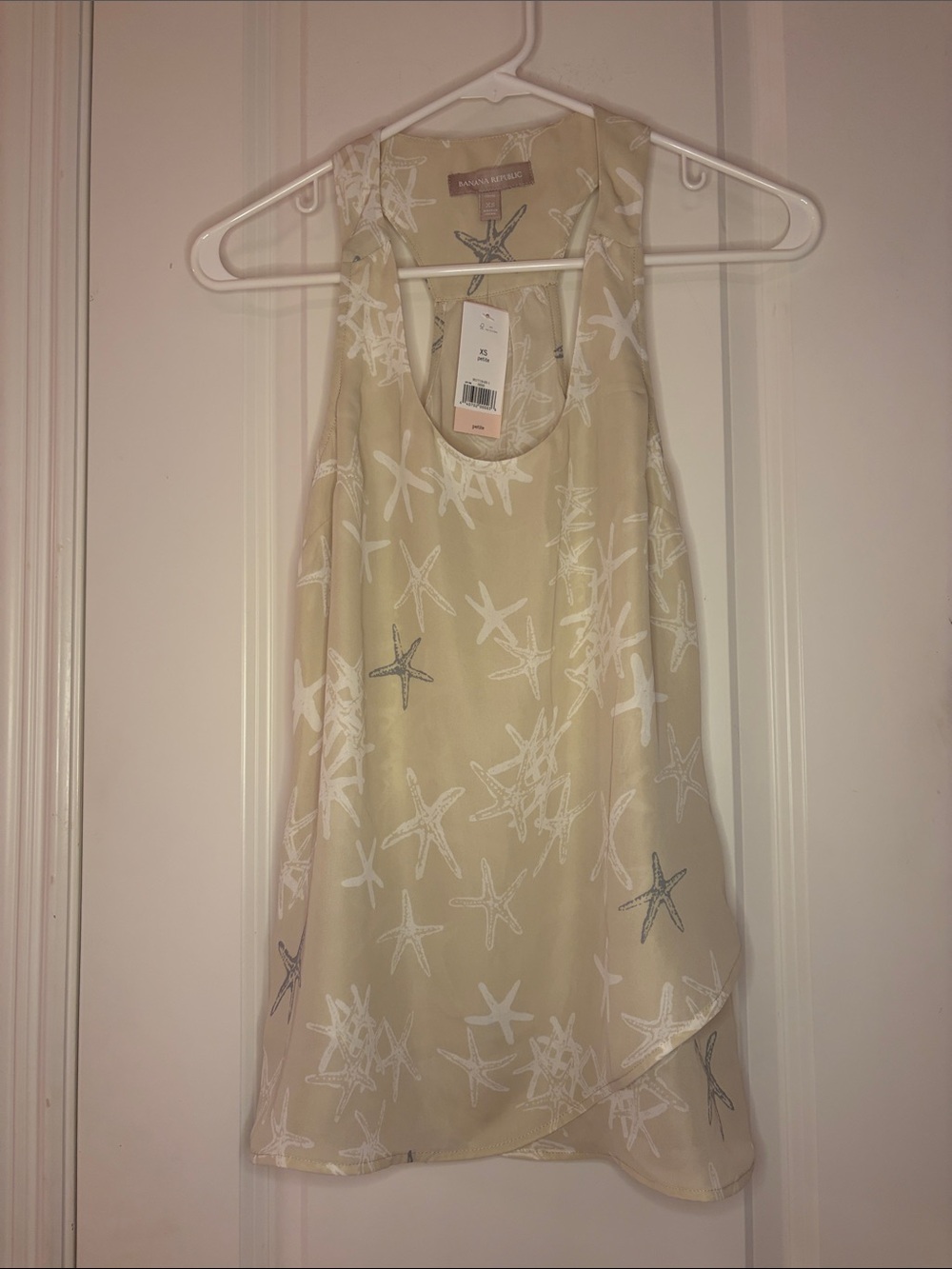 Banana Republic NWT Beige Starfish Print Sleeveless Racerback Tank Top Size XSP